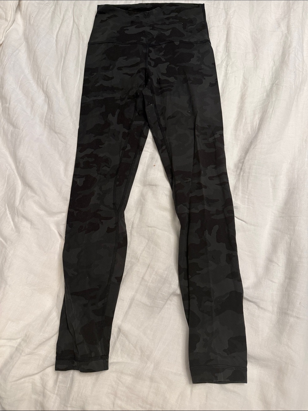 Lululemon Cropped Camo Leggings